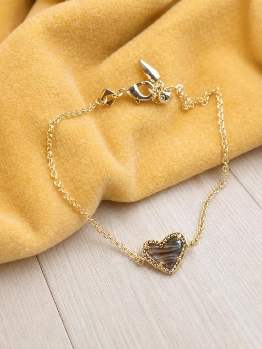 Kendra Scott Ari Heart Gold Abalone Shell Bracelet